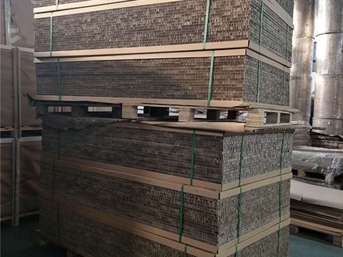 鷹潭蜂(fēng)窩紙箱